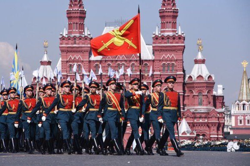 Ei se pregătesc pentru Parada Victoriei de la Moscova. 